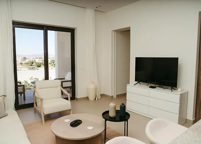 1 Bedroom Ancient Sands Apartmanhotel