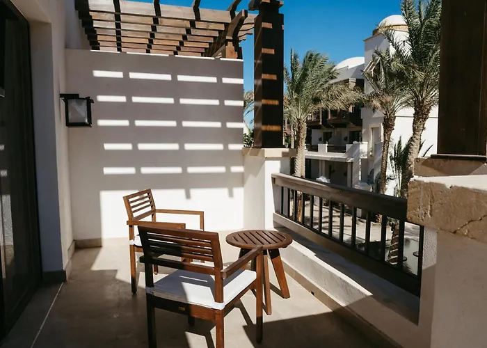 1 Bedroom Ancient Sands Apartmanhotel Gurdaka
