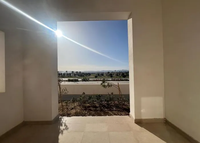 1 Bedroom Ancient Sands Apartmanhotel Gurdaka
